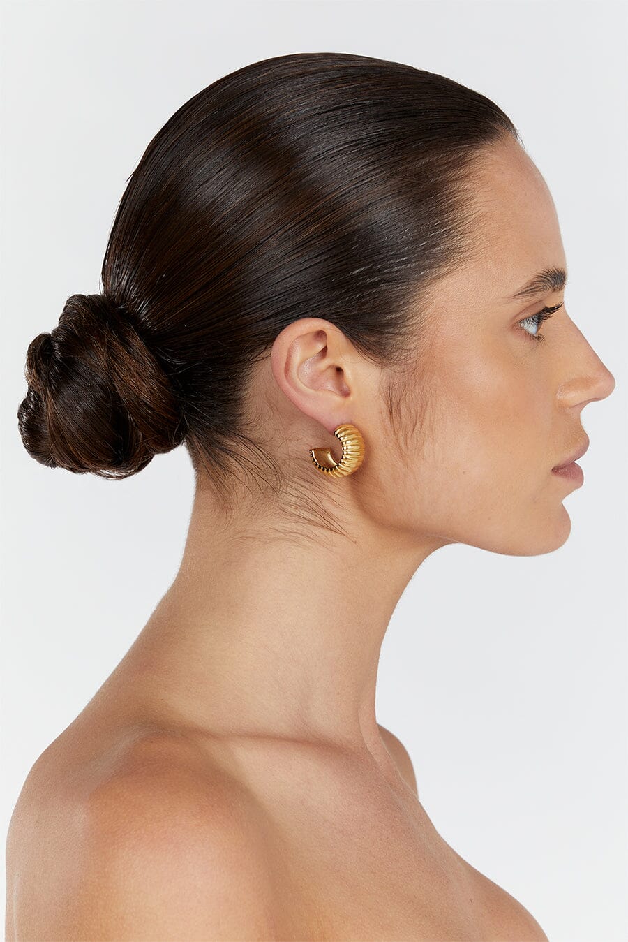 CENDRE FRANKIE GOLD HOOP EARRINGS - Image 4