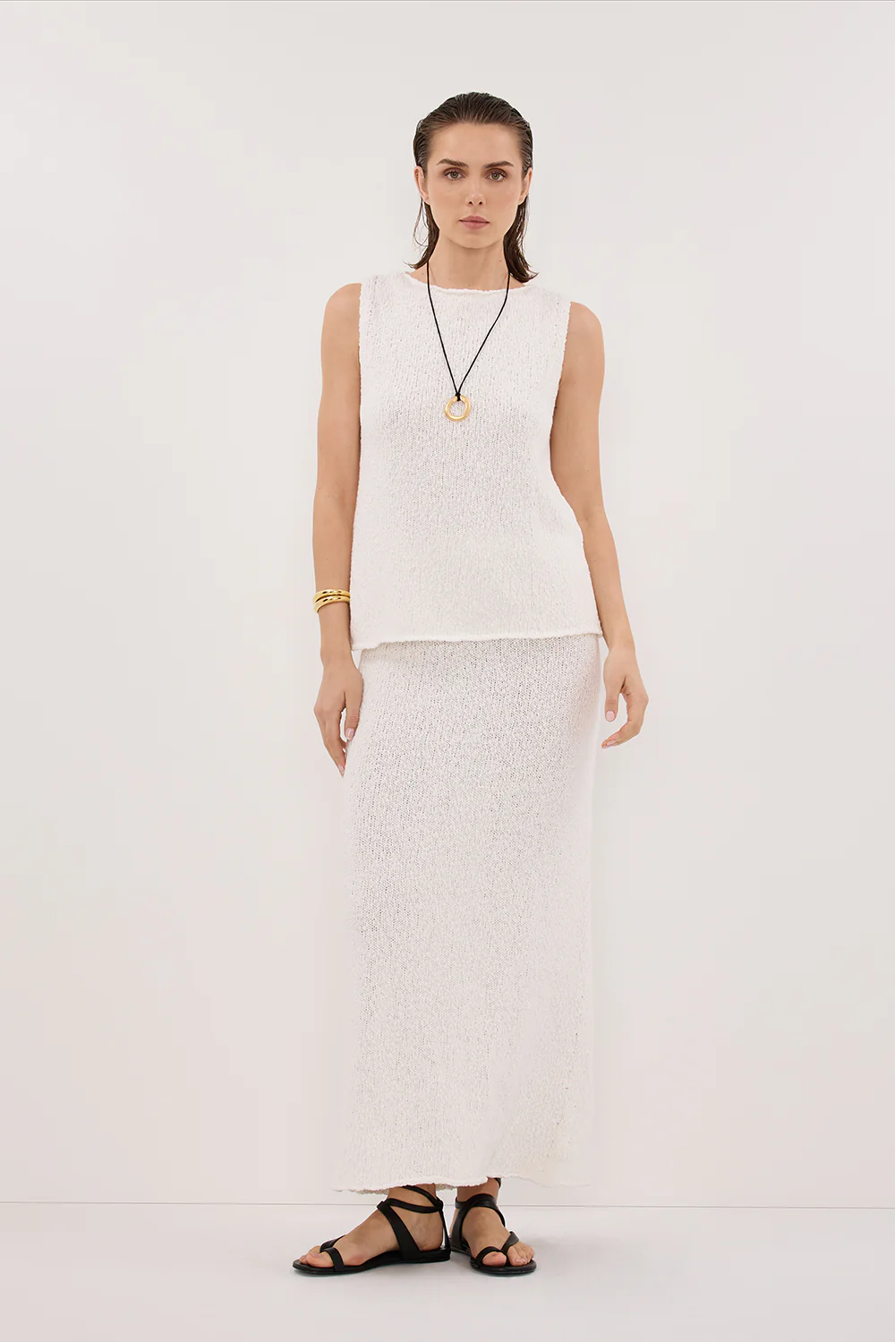 DINA OFF WHITE SLEEVELESS KNIT TOP - Image 6