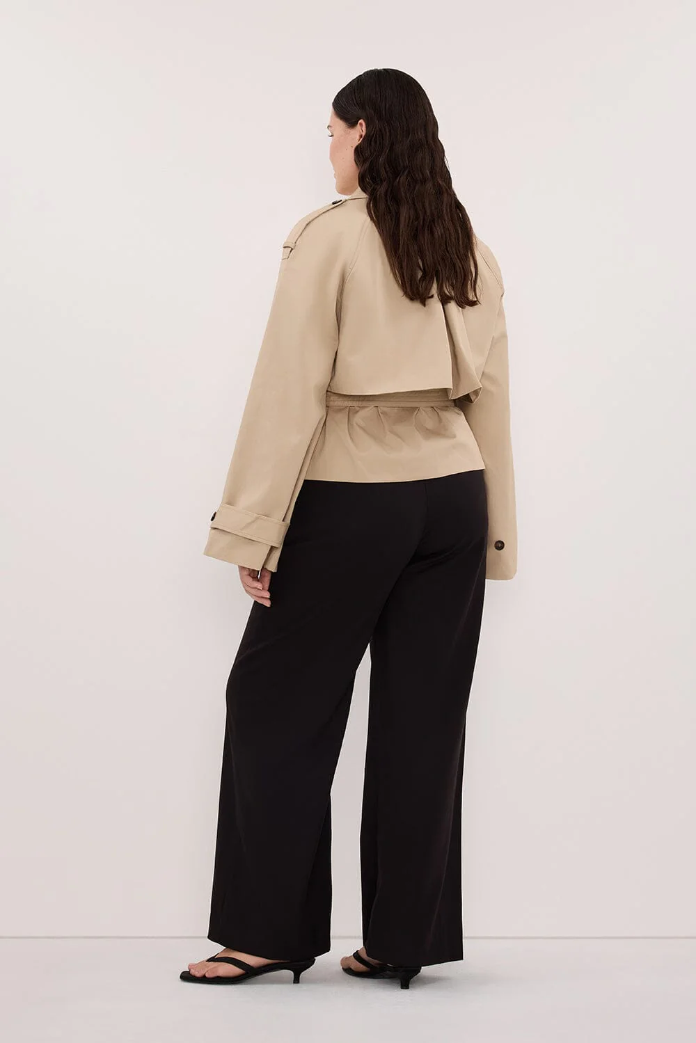 GABRIEL NATURAL CROPPED TRENCH COAT - Image 8