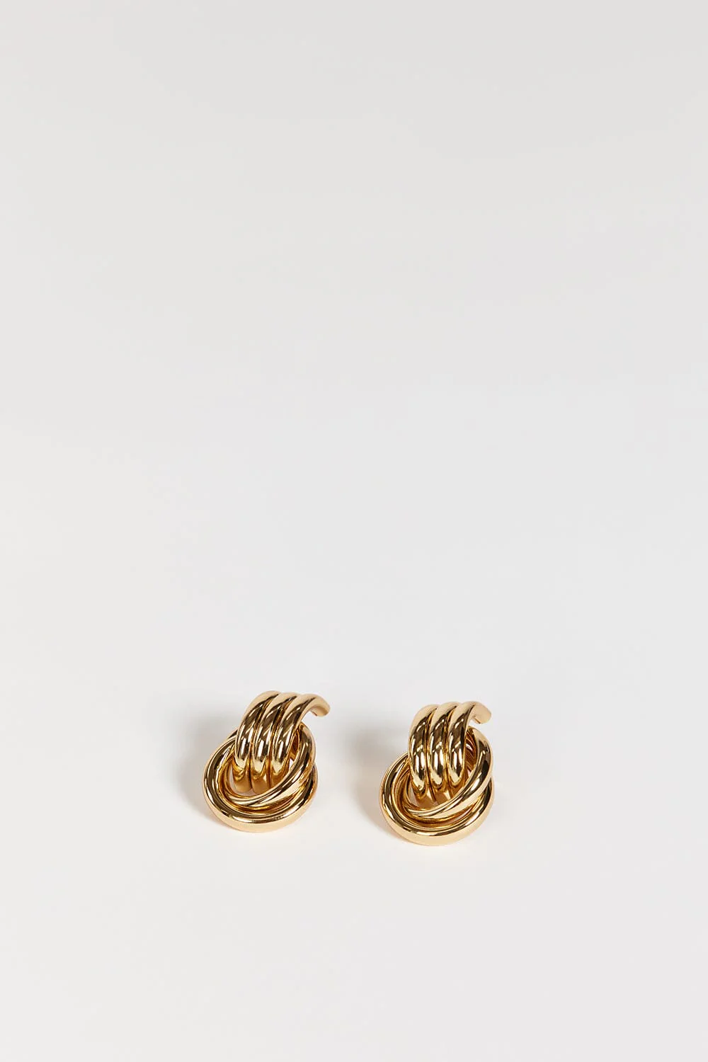 HEAVEN MAYHEM MINI KNOT GOLD EARRING - Image 3