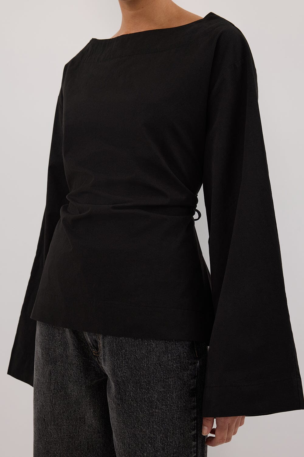 IVY BLACK LONG SLEEVE TOP - Image 5