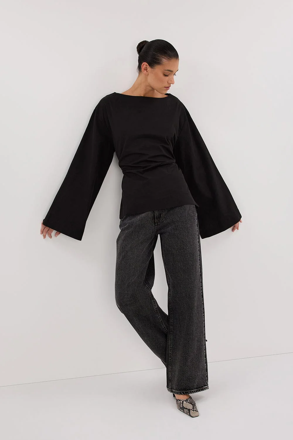 IVY BLACK LONG SLEEVE TOP - Image 6