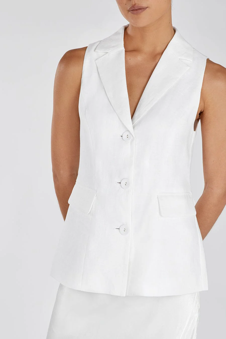 KRISTIN WHITE LINEN LONGLINE VEST - Image 5