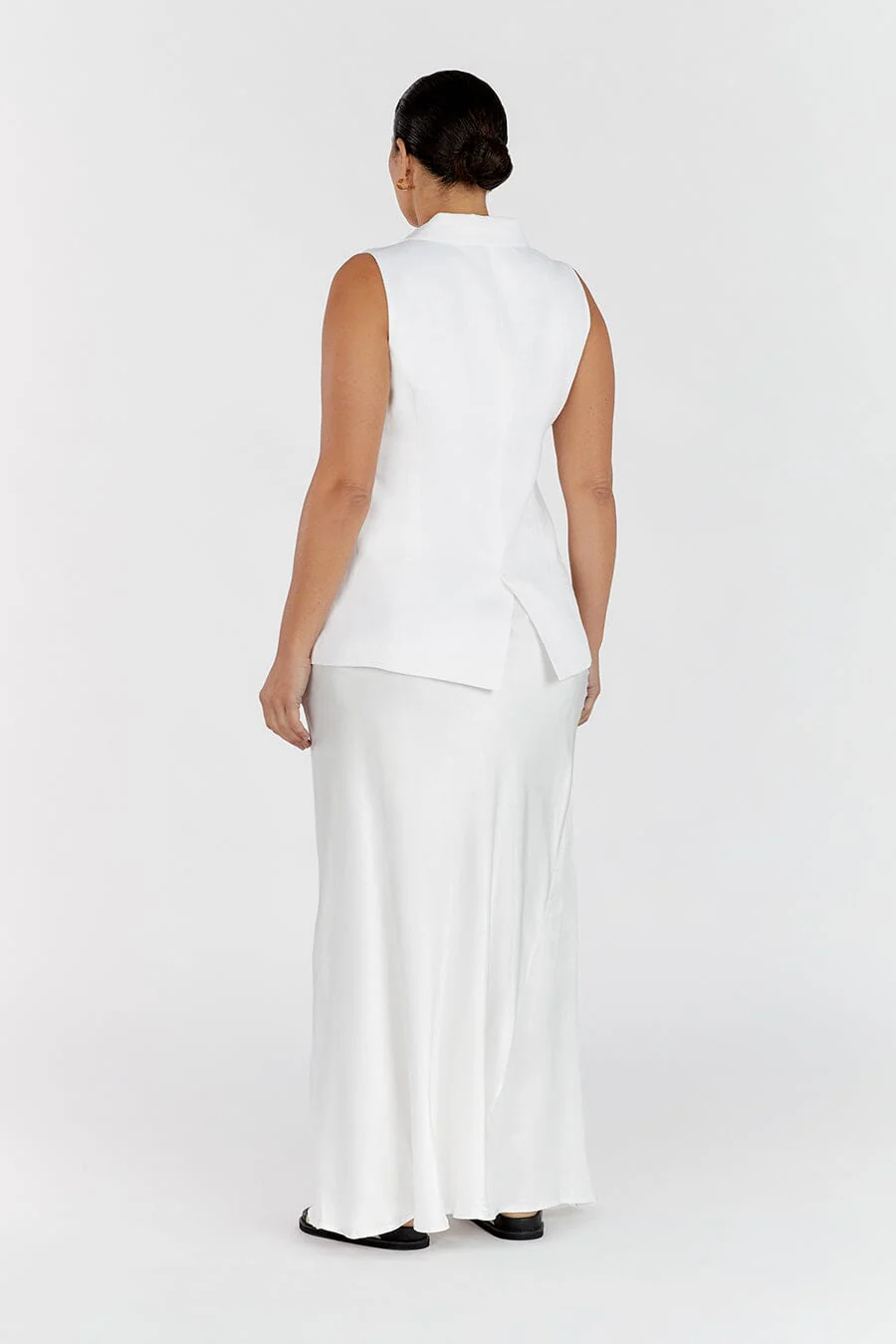 KRISTIN WHITE LINEN LONGLINE VEST - Image 8