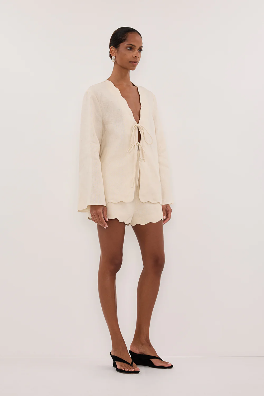 LELA SANDSTONE LONG SLEEVE LINEN TOP - Image 3