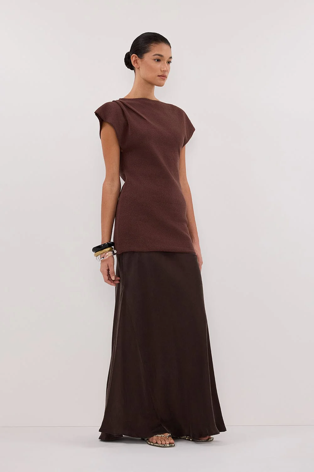 LIA WALNUT SLEEVELESS KNIT TOP - Image 3