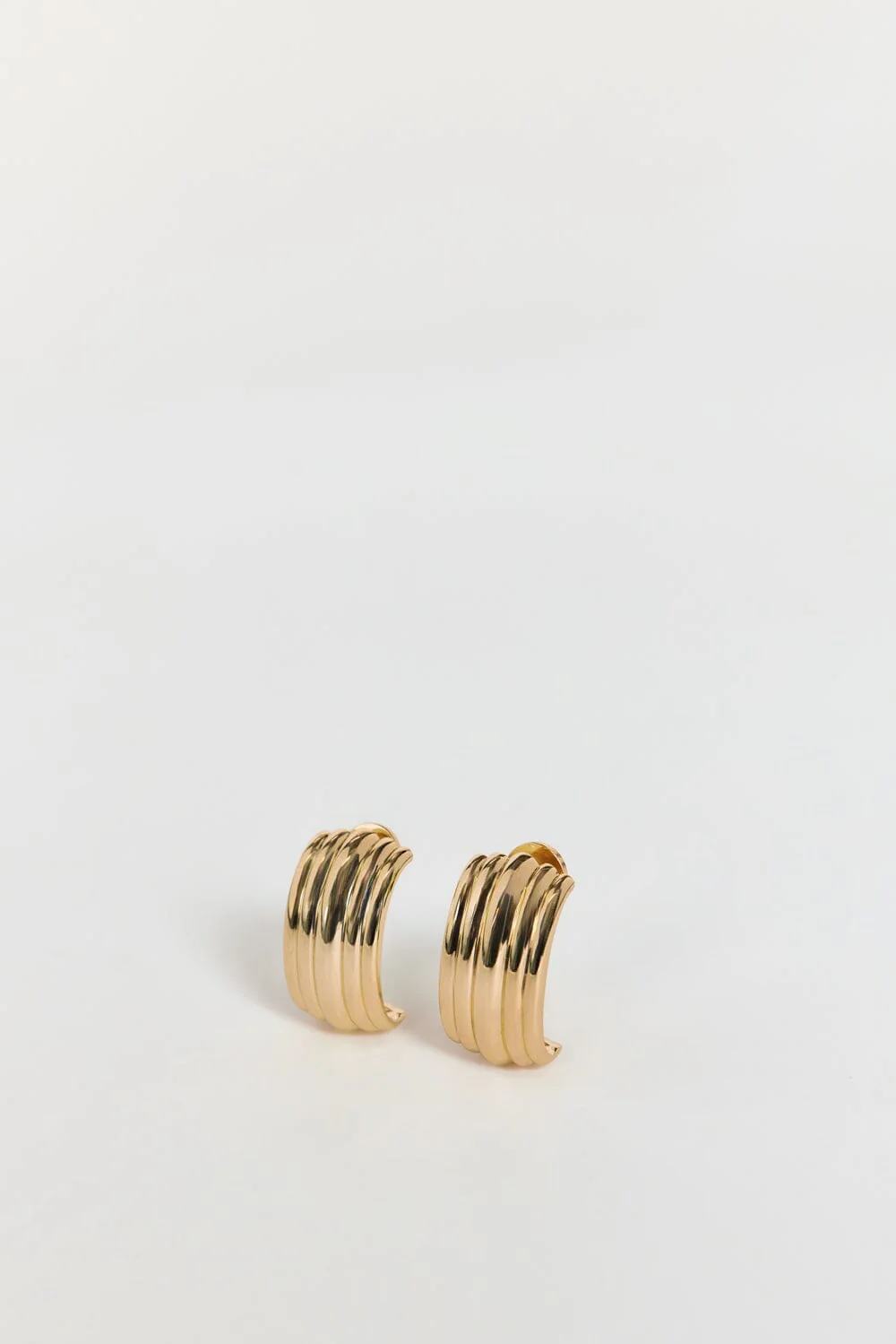 MÉGA WATERFALL LARGE GOLD EARRING - Image 3