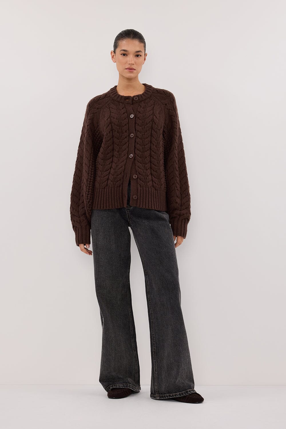 TOM CHOC CABLE KNIT CARDIGAN - Image 6