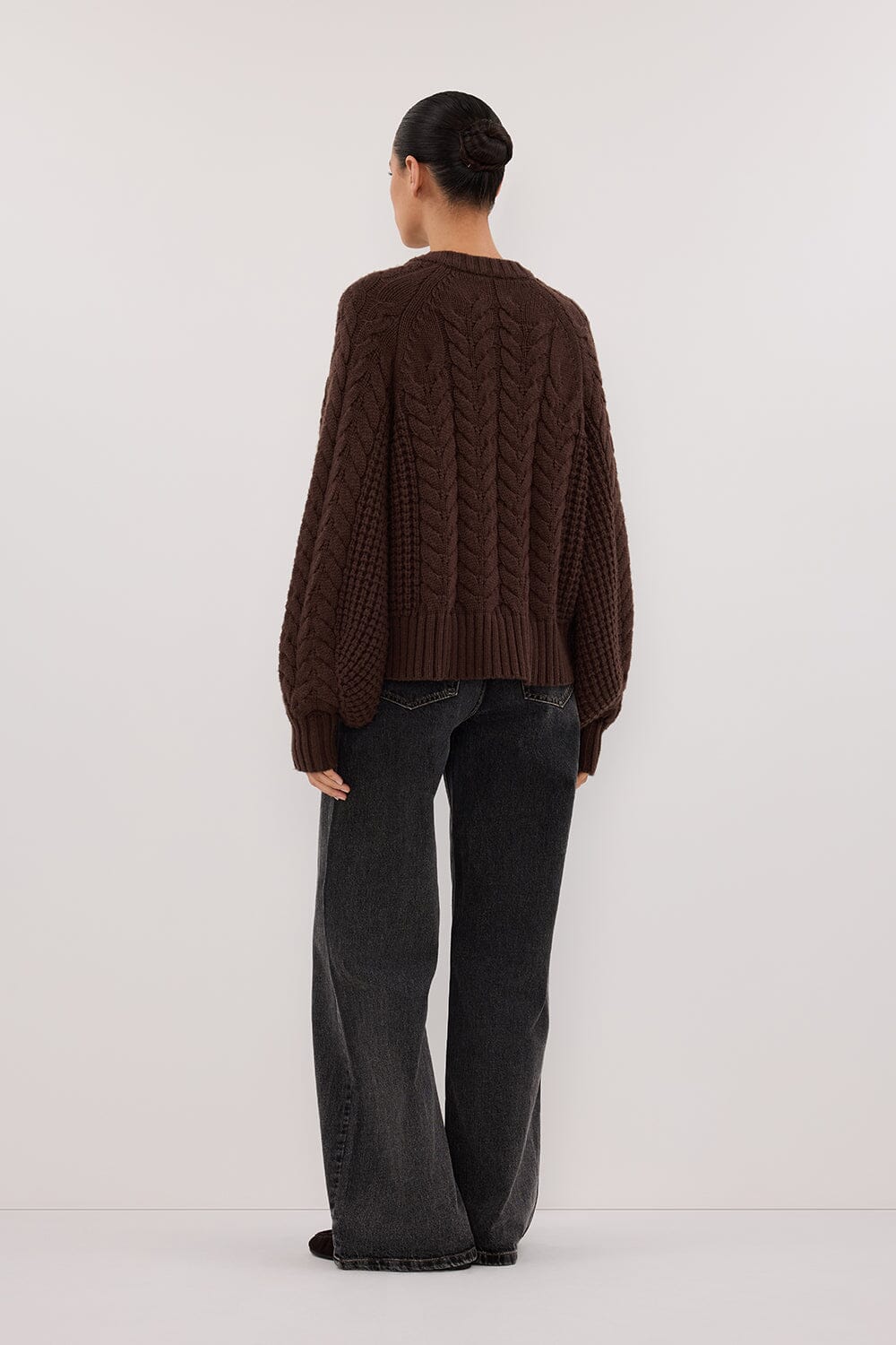 TOM CHOC CABLE KNIT CARDIGAN - Image 7